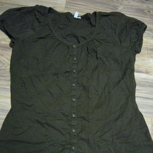 St. John's Bay cap sleeve button front top sz M